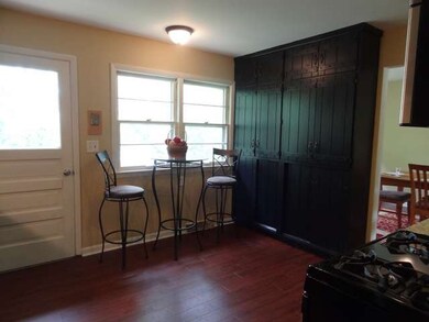 147 Monroe St, Oswego, IL 60543 - photo 5