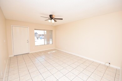 1818 N 46th Dr, Phoenix, AZ 85035 - photo 3