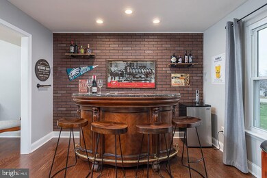 124 Robins Run W, Swedesboro, NJ 08085 - photo 4