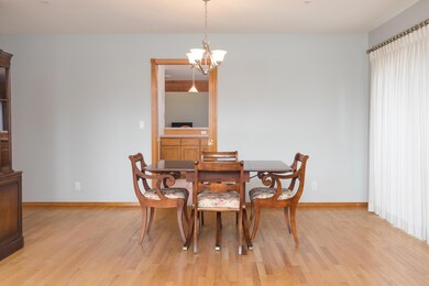 608 SW Lannen Ln (6 of 27)