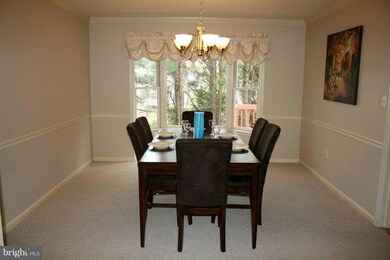 12624 Gravenhurst Ln, North Potomac, MD 20878 - photo 7