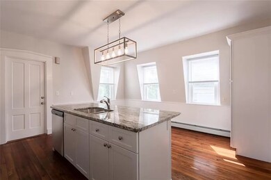 111 Franklin St unit 2, Bristol, RI 02809 - photo 3