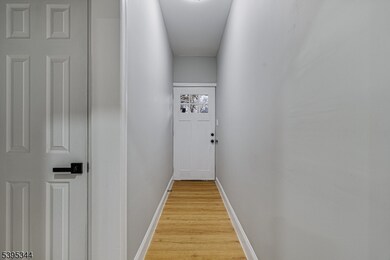 258 Netherwood Ave unit 60, Plainfield, NJ 07062 - photo 5