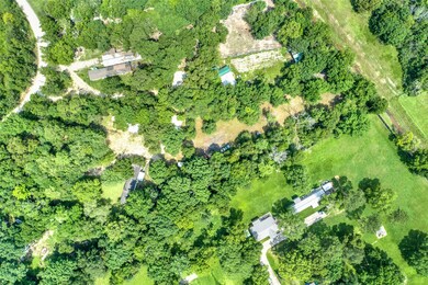 19922 Hastings Cir, Alvin, TX 77511 - photo 2