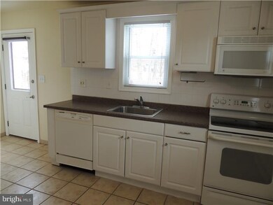 239 Dumont Rd, Wilmington, DE 19804 - photo 4