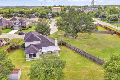 1479 Allison St, Alvin, TX 77511 - photo 5