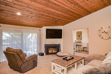 1760 NE Hillcrest Ln, Grants Pass, OR 97526 - photo 3