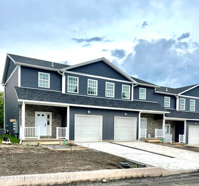 422 Oak St, Taylor, PA 18517 - photo 7