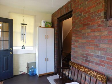 *Nice Mud Room and Sun Porch!*