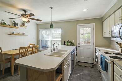 1249 Country Place Dr, Houston, TX 77079 - photo 4