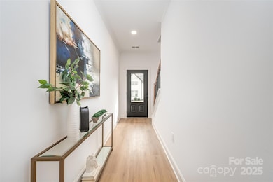 1802 Vinton St, Charlotte, NC 28216 - photo 2