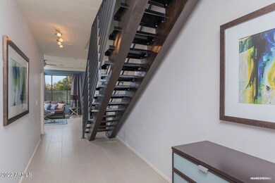 4408 N 27TH WAY WALK INTO YOUR NEW HOME