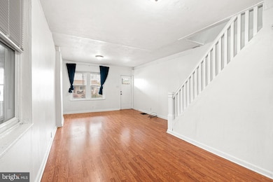 3427 W 3rd St, Marcus Hook, PA 19061 - photo 4