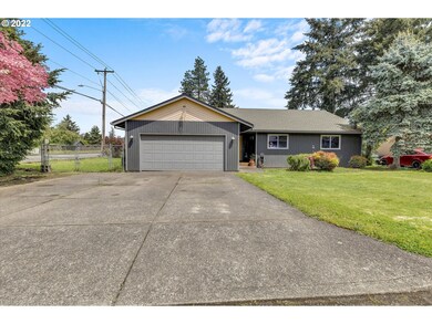 8845 SE Casablanca Ct, Clackamas, OR 97015 - photo 4