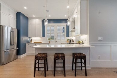 15 Mossland St unit A, Somerville, MA 02144 - photo 4