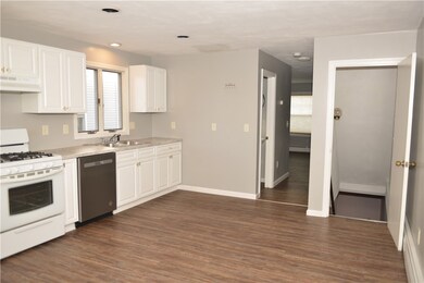 85 Richard St unit 2, Cranston, RI 02910 - photo 4