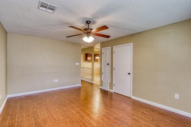 824 Desert Cactus Dr, Horizon City, TX 79928 - photo 5