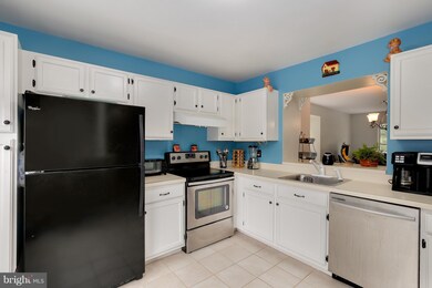 7437 Courtland Cir, Manassas, VA 20111 - photo 6