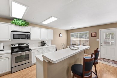 195 S Walden Elms Cir, Spring, TX 77382 - photo 5