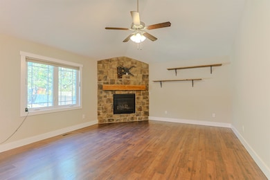 4627 Pier Ct, South Bend, IN 46628 - photo 3