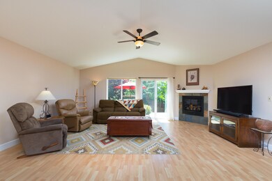 20392 NW Shetland Lp (4 of 24)