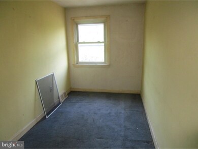333 Mulberry St, Darby, PA 19023 - photo 7