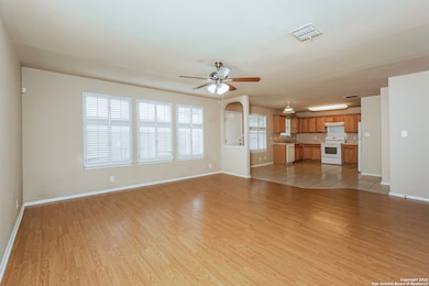 7423 Lacey Oak Path, San Antonio, TX 78223 - photo 5