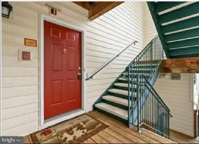 25300 Lake Mist Square unit 202, Chantilly, VA 20152 - photo 3