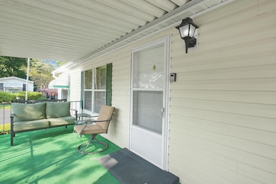 4-web-or-mls-258-baron-ct