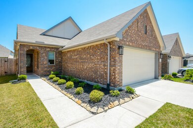 2914 Yaupon Grove Ln, Conroe, TX 77385 - photo 2