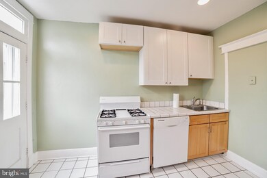 1114 Roland Heights Ave, Baltimore, MD 21211 - photo 7