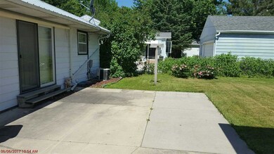 1726 Corning Ave, Waterloo, IA 50701 - photo 3