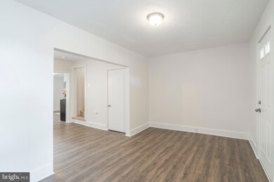 319 E State St, Kennett Square, PA 19348 - photo 5