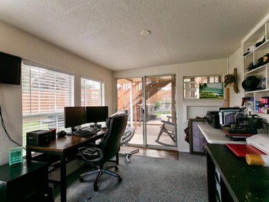 4200 Chaparral Ct, Granbury, TX 76049 - photo 6