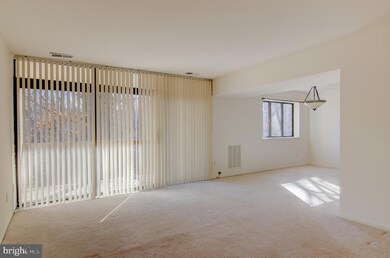 1672 Parkcrest Cir unit 3A/201, Reston, VA 20190 - photo 4