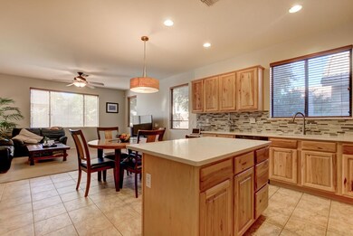 83 W Raven Dr-19