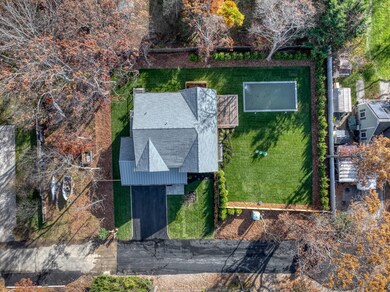 8 3rd St, Springs, NY 11937 - photo 3