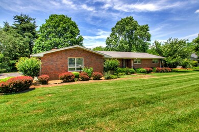 107 Fairlane Dr, Shelbyville, TN 37160 - photo 2