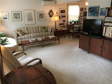 Unit 1 Living room/Dining room