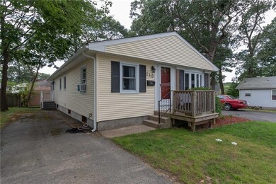 130 Anson Dr, Riverside, RI 02915 - photo 4