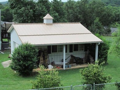 Det Garage & Bldg