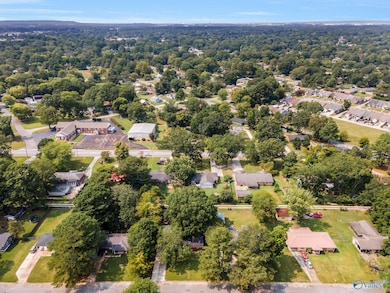 416 Everett Dr SW, Decatur, AL 35601 - photo 3