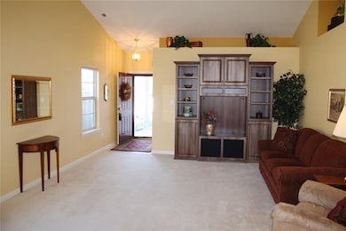 11759 Whisper Knoll Dr, Fishers, IN 46037 - photo 3