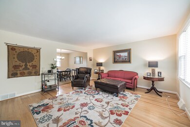 4950 Monroe Dr, Brookhaven, PA 19015 - photo 4