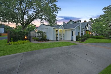 986 Althea Dr, Houston, TX 77018 - photo 2