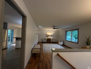 3404 Oxford Ct, Lawrence, KS 66049 - photo 3