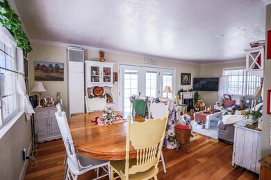 dining /living room