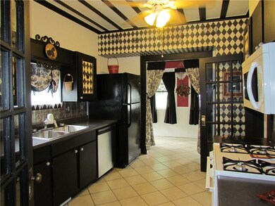 414 N Wentz St, Guthrie, OK 73044 - photo 2