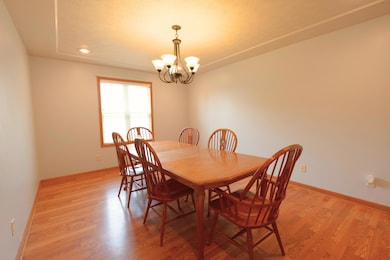 11869 Laurie Dr, Wheatfield, IN 46392 - photo 4