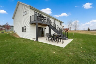 963 Golfview Ave, Zumbrota, MN 55992 - photo 4